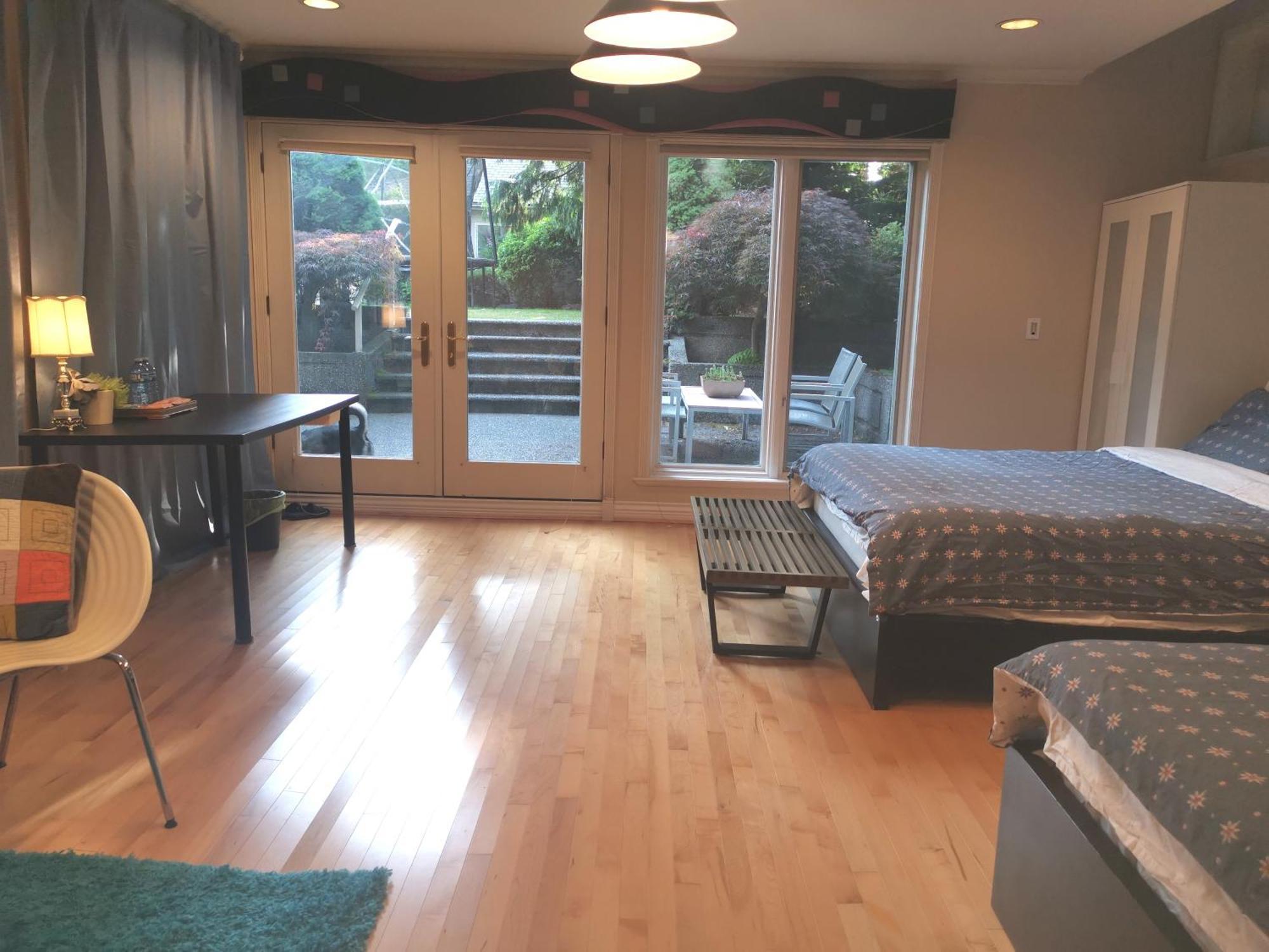 Van Nest Near Yvr Ubc Downtown แวนคูเวอร์ ภายนอก รูปภาพ